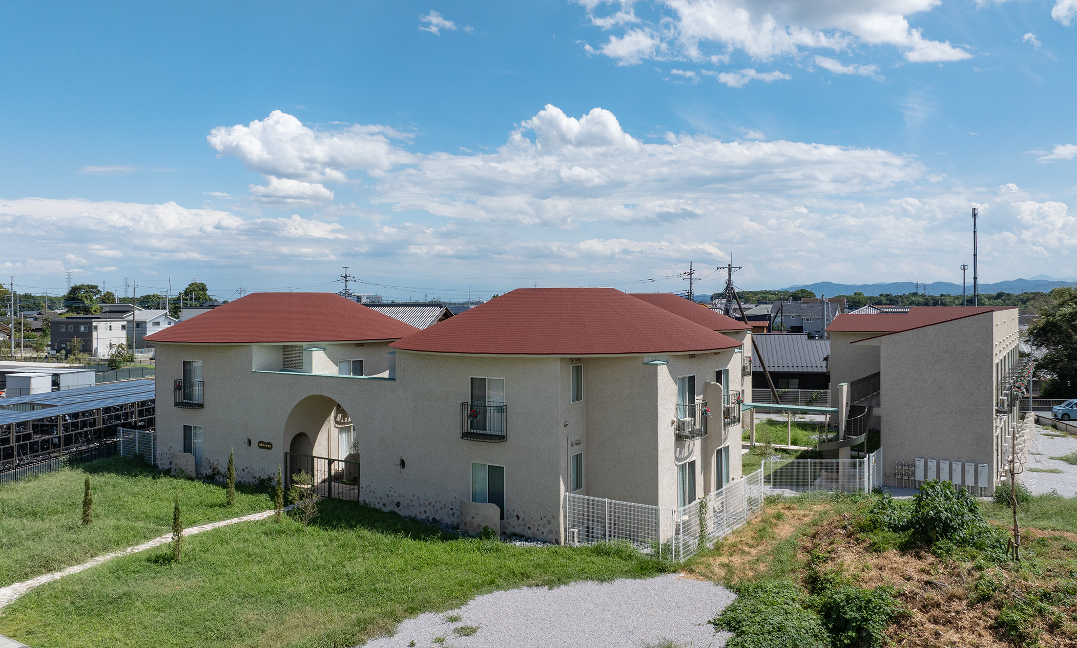 高崎の中庭のある寮 | アトリエ ボーヌ- 賃貸住宅建築設計・ローコスト＆長期高利回りの中庭アパルトメント - デザイナーズ物件・おしゃれ賃貸・ヨーロッパ風・賃貸経営・中庭・新しいアパート・丸山耕一 まるやまこういち・丸山保博 まるやまほはく