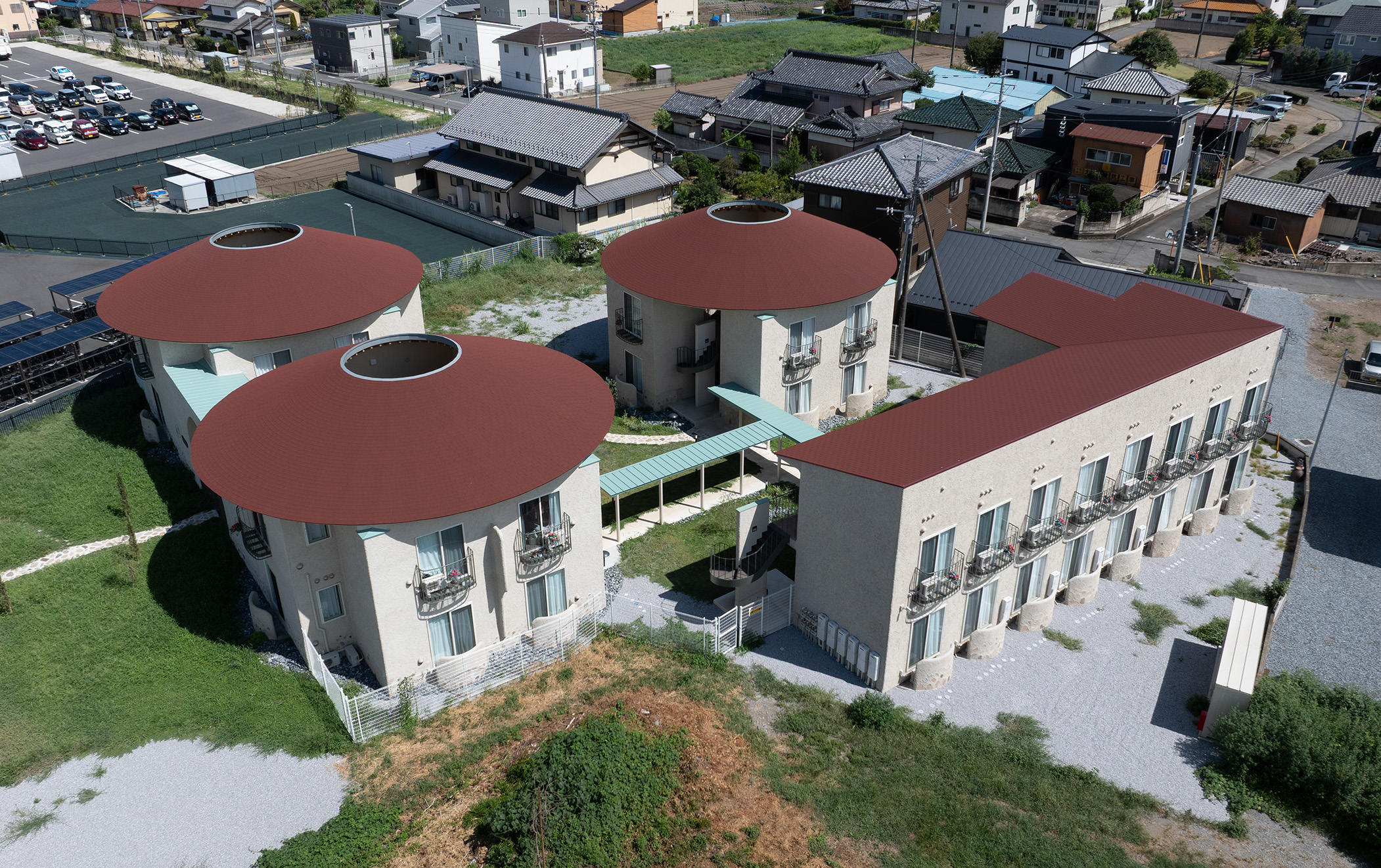 高崎の中庭のある寮 | アトリエ ボーヌ- 賃貸住宅建築設計・ローコスト＆長期高利回りの中庭アパルトメント - デザイナーズ物件・おしゃれ賃貸・ヨーロッパ風・賃貸経営・中庭・新しいアパート・丸山耕一 まるやまこういち・丸山保博 まるやまほはく