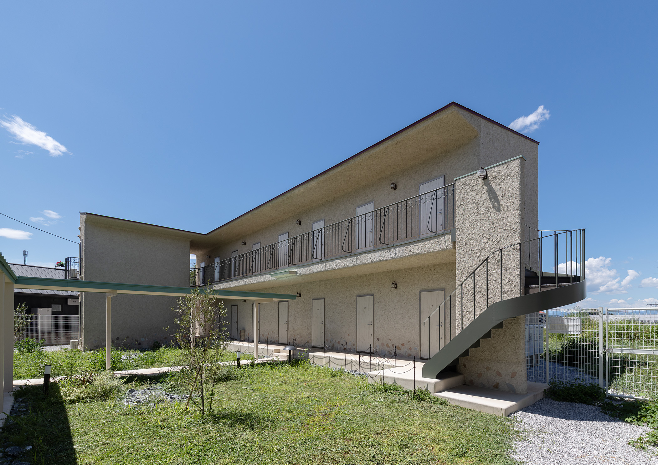 高崎の中庭のある寮 | アトリエ ボーヌ- 賃貸住宅建築設計・ローコスト＆長期高利回りの中庭アパルトメント - デザイナーズ物件・おしゃれ賃貸・ヨーロッパ風・賃貸経営・中庭・新しいアパート・丸山耕一 まるやまこういち・丸山保博 まるやまほはく