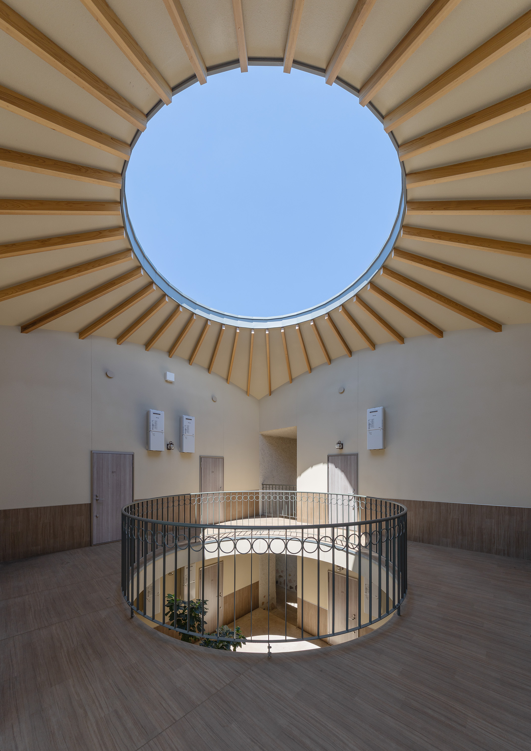 高崎の中庭のある寮 | アトリエ ボーヌ- 賃貸住宅建築設計・ローコスト＆長期高利回りの中庭アパルトメント - デザイナーズ物件・おしゃれ賃貸・ヨーロッパ風・賃貸経営・中庭・新しいアパート・丸山耕一 まるやまこういち・丸山保博 まるやまほはく