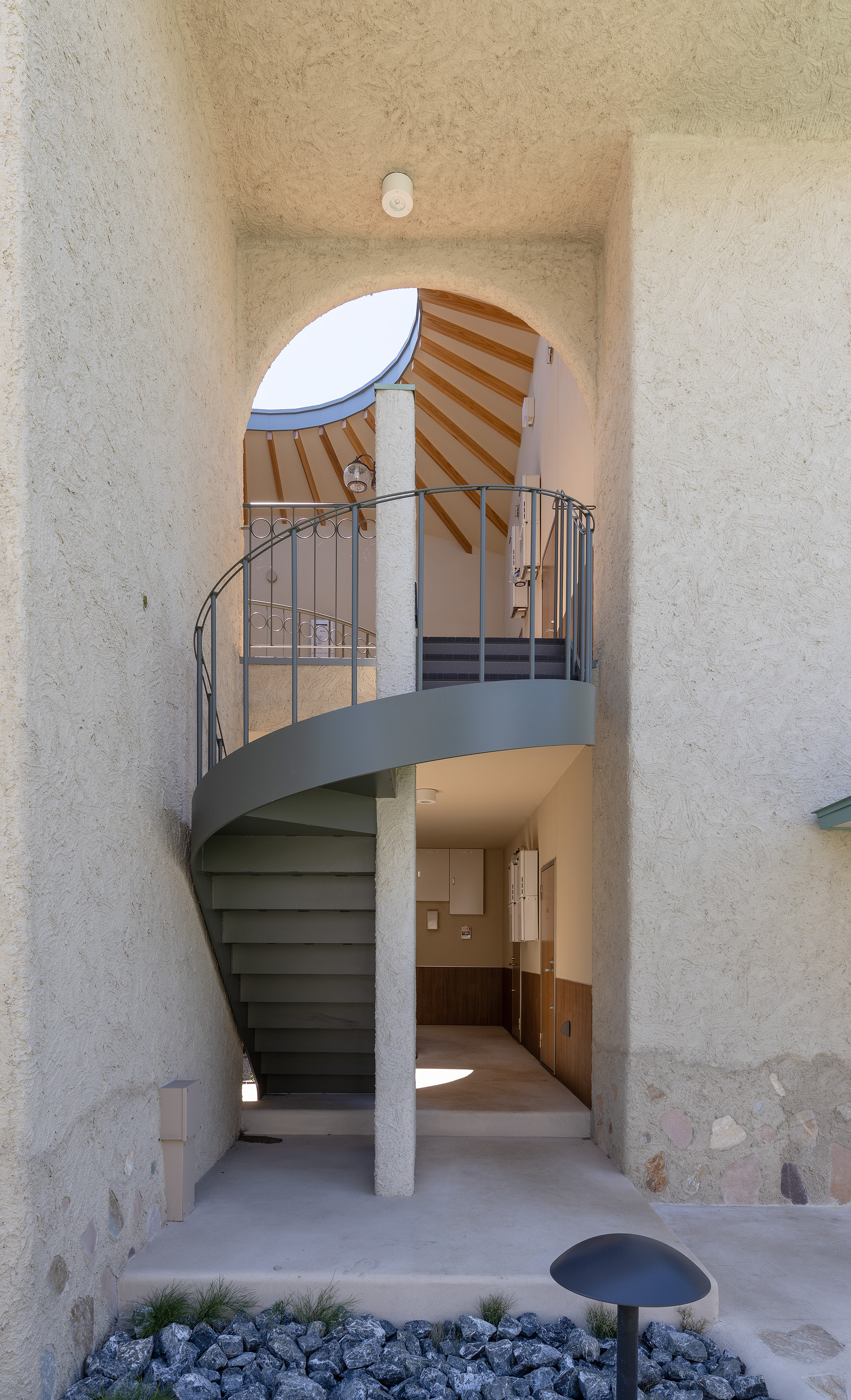 高崎の中庭のある寮 | アトリエ ボーヌ- 賃貸住宅建築設計・ローコスト＆長期高利回りの中庭アパルトメント - デザイナーズ物件・おしゃれ賃貸・ヨーロッパ風・賃貸経営・中庭・新しいアパート・丸山耕一 まるやまこういち・丸山保博 まるやまほはく