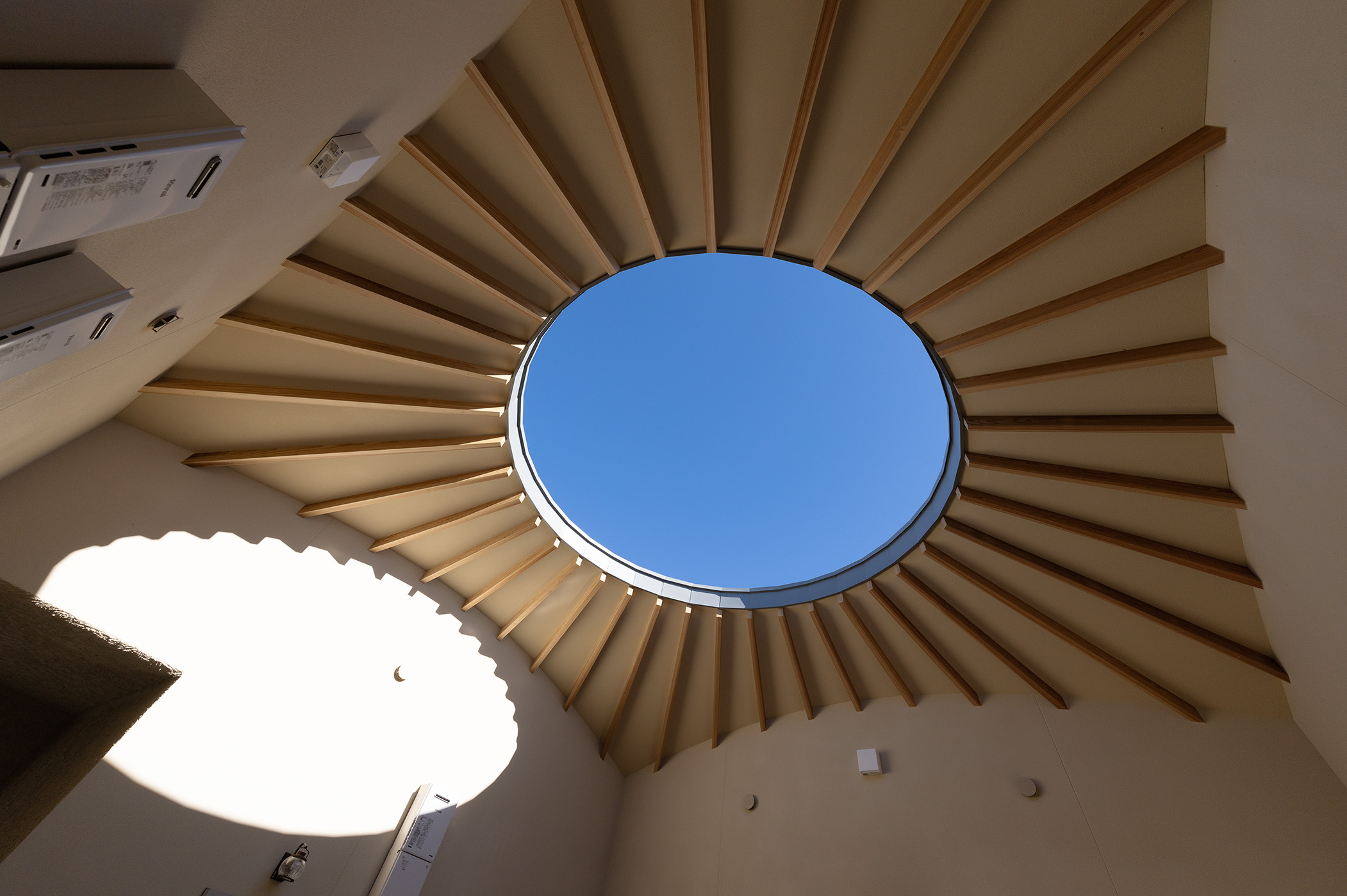 高崎の中庭のある寮 | アトリエ ボーヌ- 賃貸住宅建築設計・ローコスト＆長期高利回りの中庭アパルトメント - デザイナーズ物件・おしゃれ賃貸・ヨーロッパ風・賃貸経営・中庭・新しいアパート・丸山耕一 まるやまこういち・丸山保博 まるやまほはく