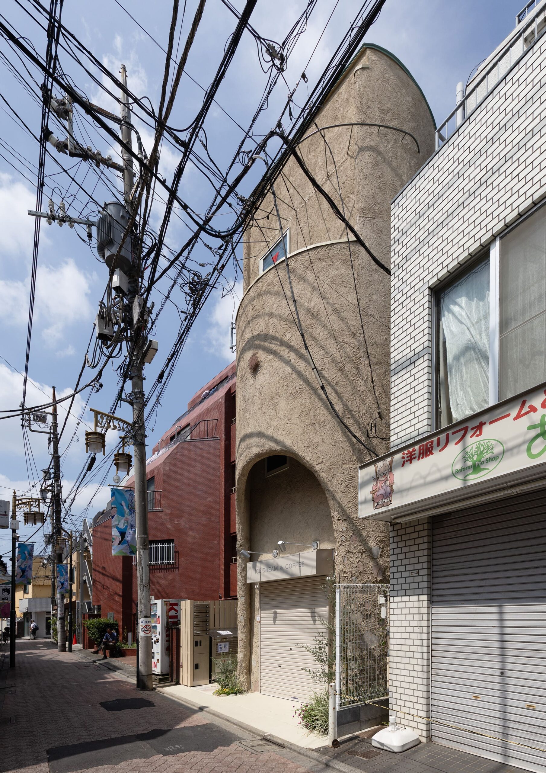 エンゲルベルグ | アトリエ ボーヌ- 賃貸住宅建築設計・ローコスト＆長期高利回りの中庭アパルトメント - デザイナーズ物件・おしゃれ賃貸・ヨーロッパ風・賃貸経営・中庭・新しいアパート・丸山耕一 まるやまこういち・丸山保博 まるやまほはく