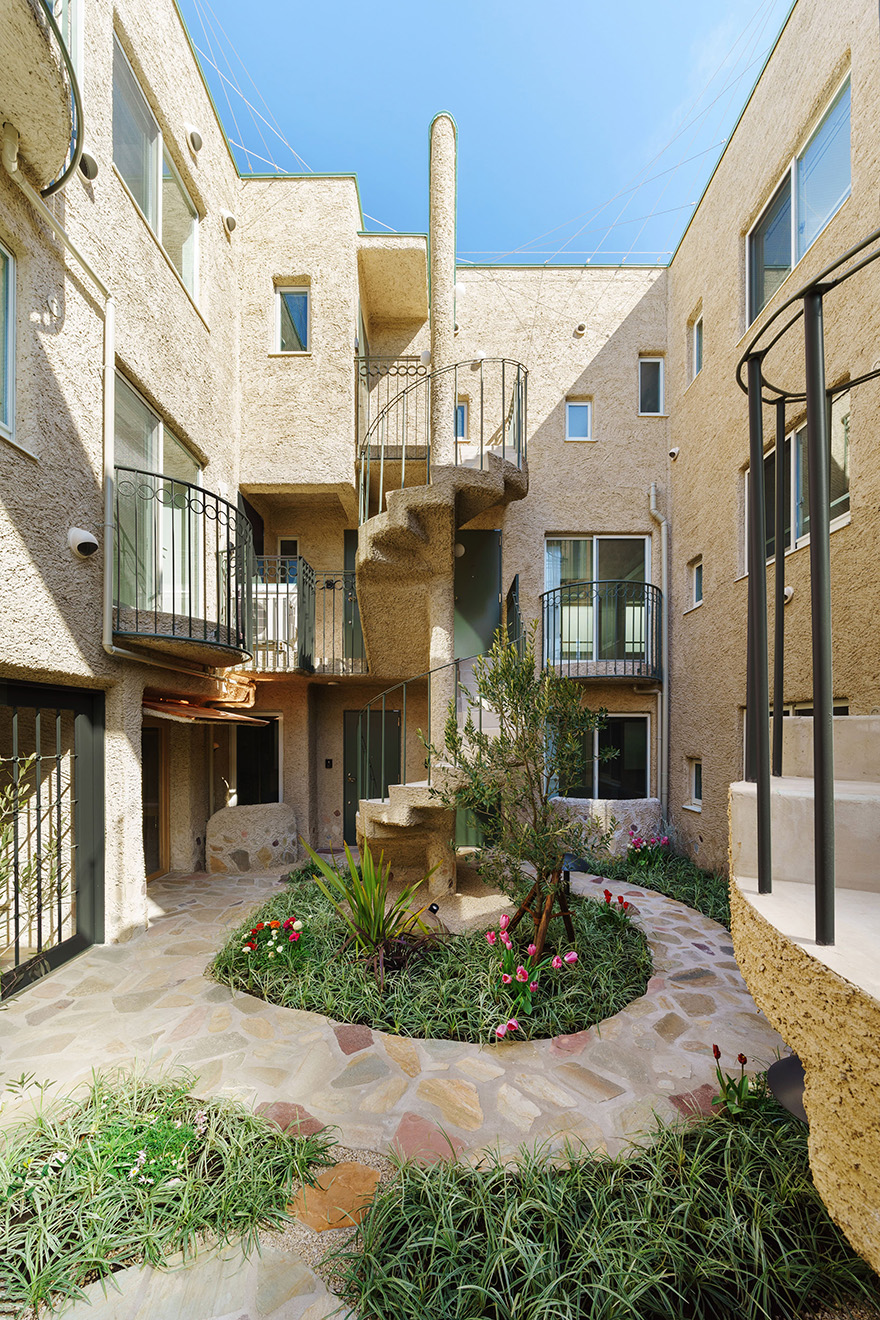 アトリエ ボーヌ- 賃貸住宅建築設計・ローコスト&長期高利回りの中庭アパルトメント - デザイナーズ物件・おしゃれ賃貸・ヨーロッパ風・賃貸経営・中庭・新しいアパート・丸山耕一 まるやまこういち・丸山保博 まるやまほはく アトリエ ボーヌ- 賃貸住宅建築設計・ローコスト&長期高利回りの中庭アパルトメント - デザイナーズ物件・おしゃれ賃貸・ヨーロッパ風・賃貸経営・中庭・新しいアパート・丸山耕一 まるやまこういち・丸山保博 まるやまほはく